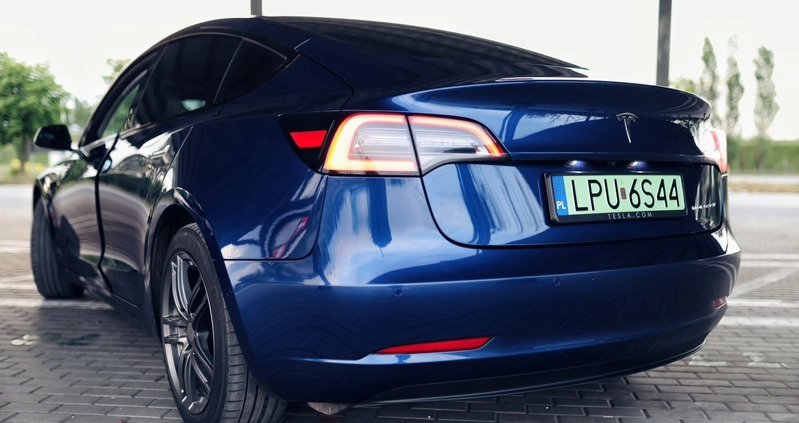 Tesla Model 3 cena 124900 przebieg: 139000, rok produkcji 2019 z Nowy Sącz małe 232